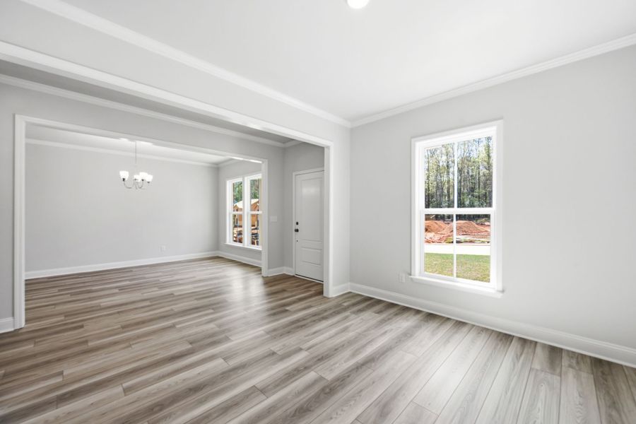 Spacious, unfurnished interior of a new home in Carriage Estates, Lexington (Image 36).