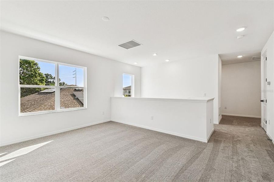 Spacious, unfurnished interior of a new home in City of Tampa, Tampa (Image 49). Spacious, unfurnished interior of a new home in City of Tampa, Tampa (Image 49).