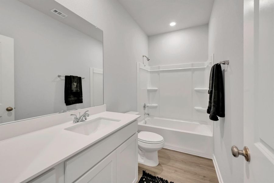 Furnished interior view inside a new home in La Segarra 40', Brookshire (Image 7). Furnished interior view inside a new home in La Segarra 40', Brookshire (Image 7).