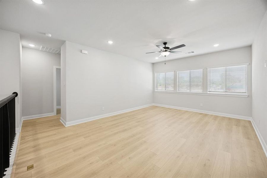 Spacious, unfurnished interior of a new home in Greenville Heights, Dallas (Image 17).