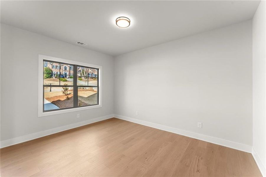 Spacious, unfurnished interior of a new home in , Jefferson (Image 34).