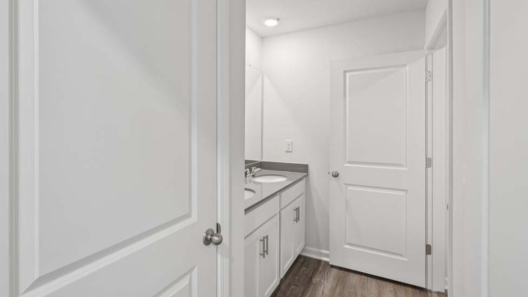 Image 44 of a home in Rydele Heights.