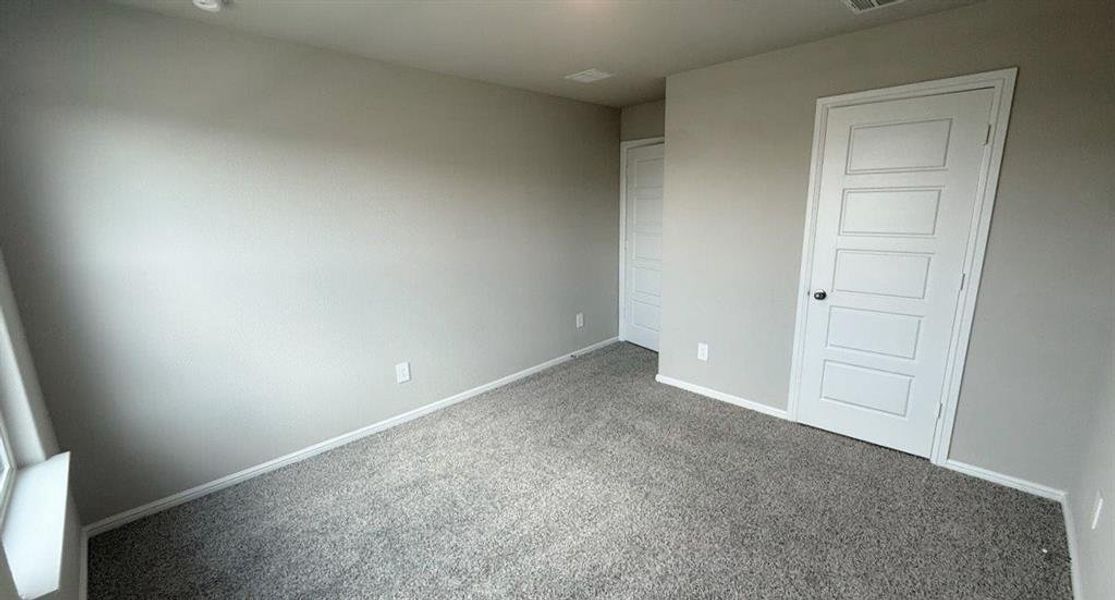 Spacious, unfurnished interior of a new home in Orchard Village, Fort Worth (Image 12). Spacious, unfurnished interior of a new home in Orchard Village, Fort Worth (Image 12).