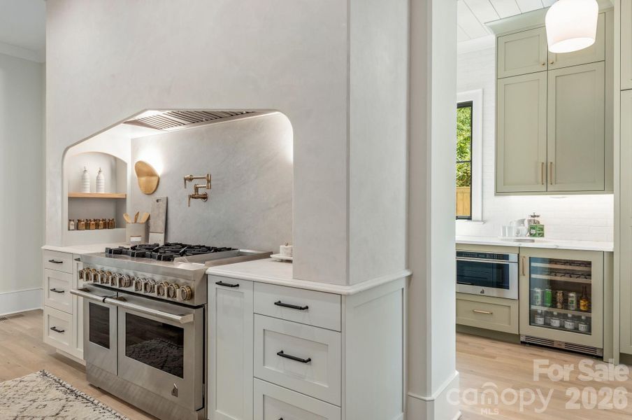 Chef's Kitchen