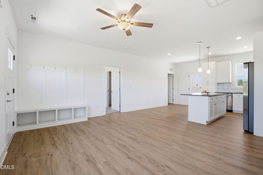 16-web-or-mls-dsc07778