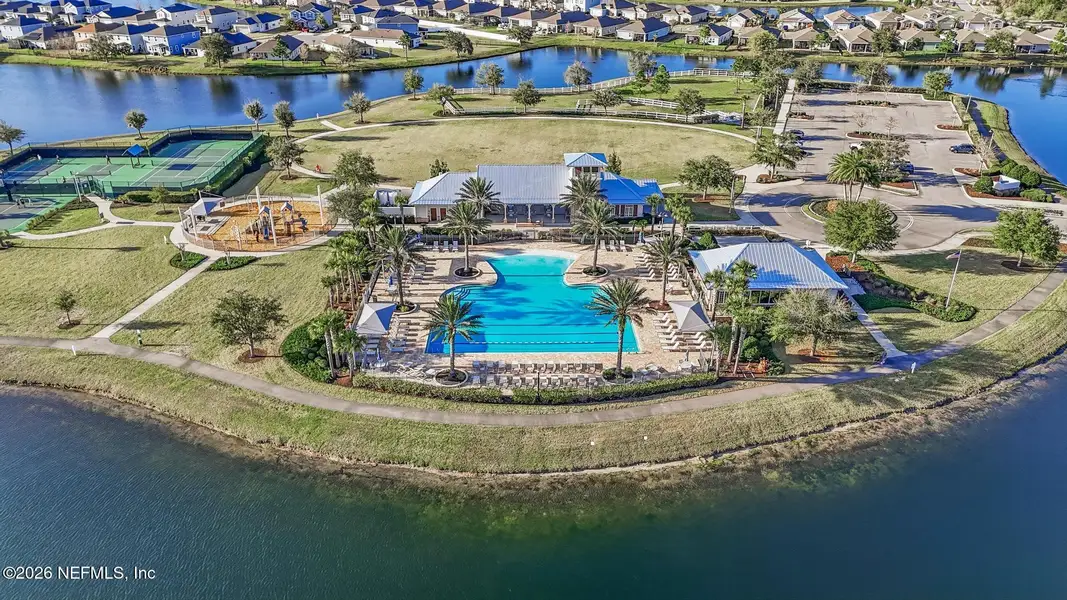 Image 86 of a home in .