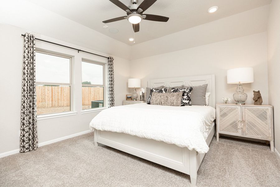 Representative furnished interior of a home built from the Austin by Beazer Homes in Laurel Landing: Founders Collection, Alvin (Image 8). Representative furnished interior of a home built from the Austin by Beazer Homes in Laurel Landing: Founders Collection, Alvin (Image 8).