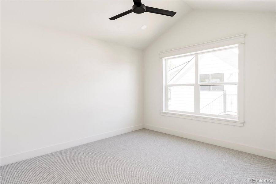 Spacious, unfurnished interior of a new home in , Englewood (Image 24).