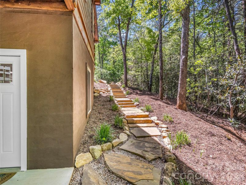 Exterior details and patio area of a home in , Lake Lure (Image 21).