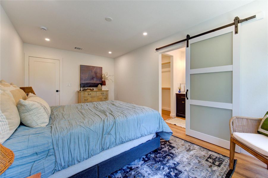 Furnished interior view inside a new home in , Bellville (Image 36).