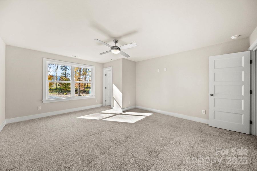 Spacious, unfurnished interior of a new home in , Monroe (Image 16).