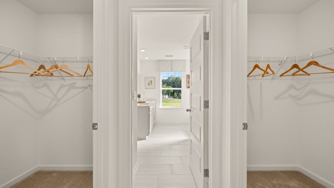 Representative unfurnished interior of a home built from the Holbrook by D.R. Horton in Independence, Loganville (Image 20).