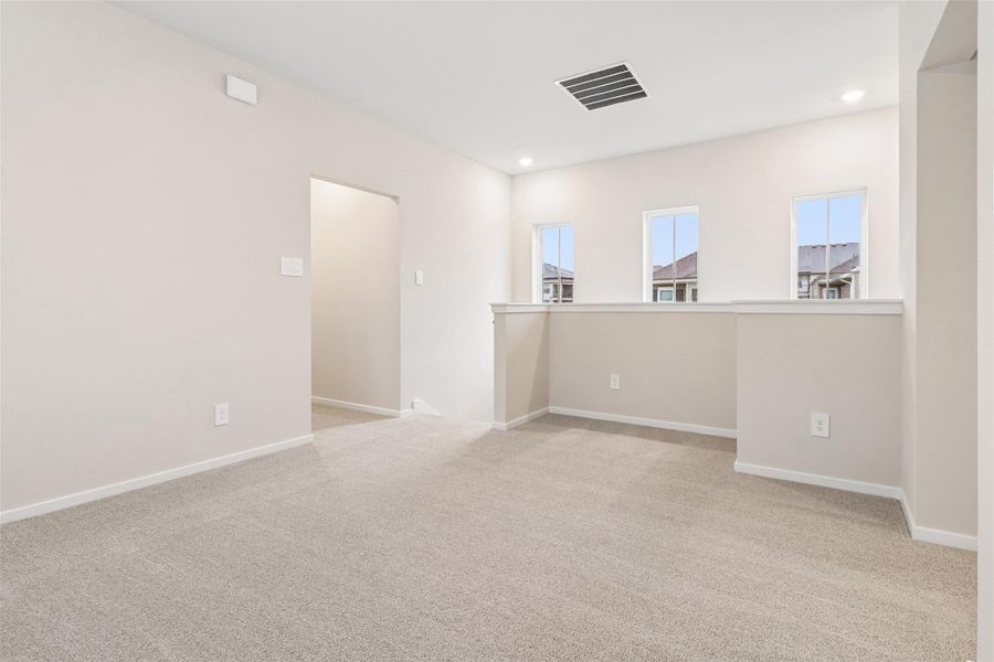 Photo is not of the actual home, but is an inspirational photo of builder’s model home and may depict options, furnishings, and/or decorator features that are not included Photo is not of the actual home, but is an inspirational photo of builder’s model home and may depict options, furnishings, and/or decorator features that are not included