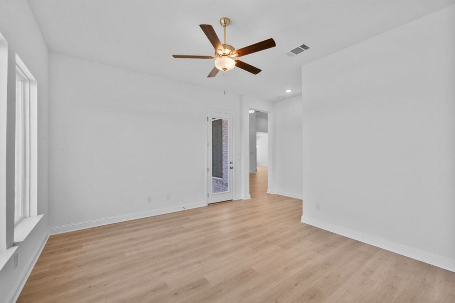 4br New Home in Georgetown, TX.  - Slide 25