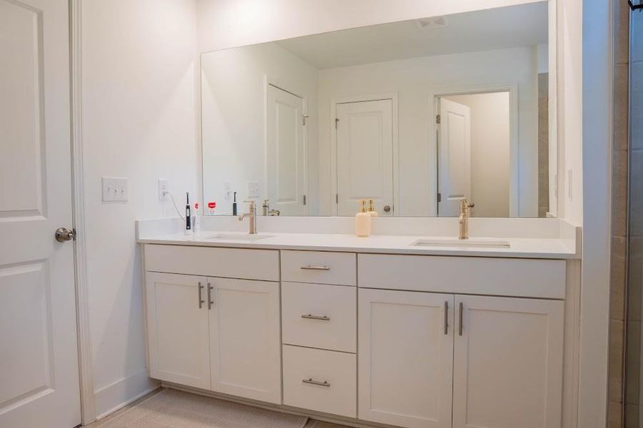 Furnished interior view inside a new home in Park at Ansleigh Farms, Dallas (Image 35).