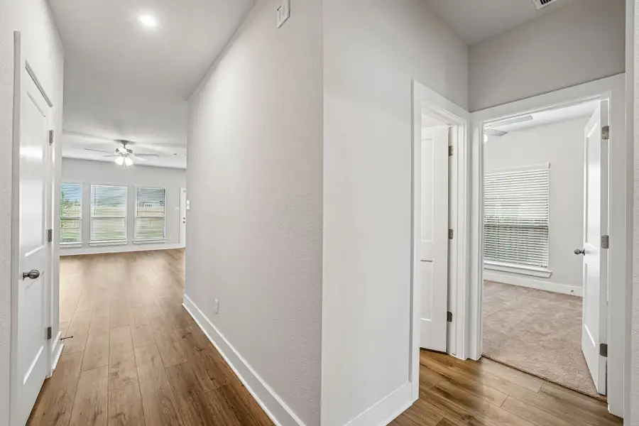 Spacious, unfurnished interior of a new home in Three Creeks, Belton (Image 13). Spacious, unfurnished interior of a new home in Three Creeks, Belton (Image 13).