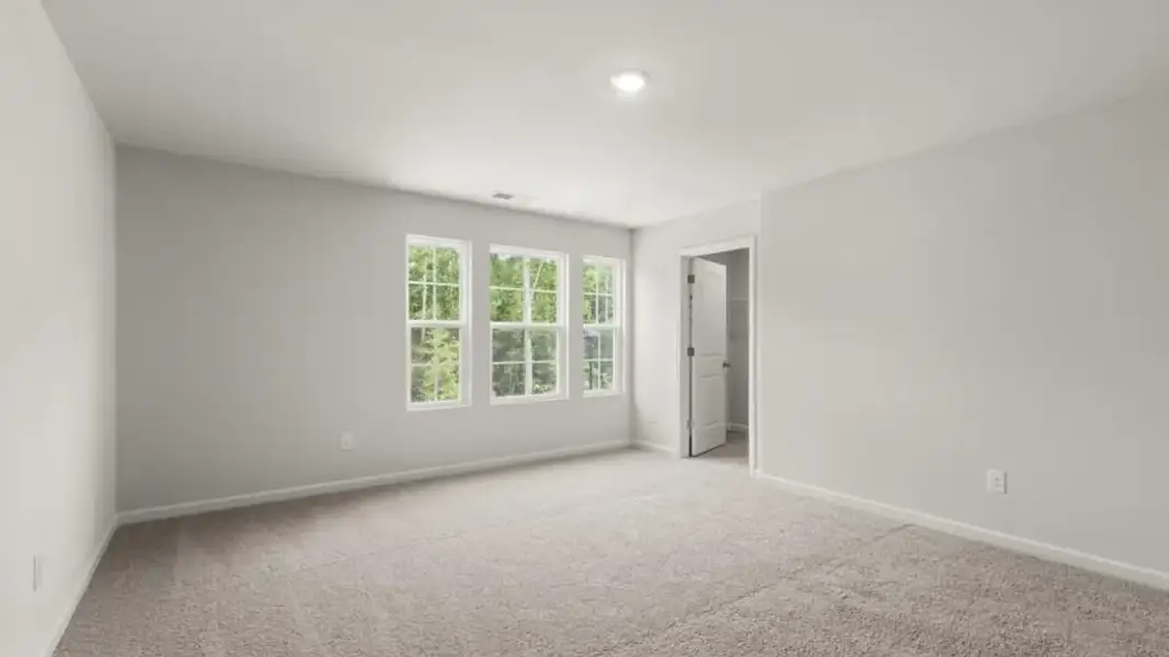 Spacious, unfurnished interior of a new home in , South Fulton (Image 30).
