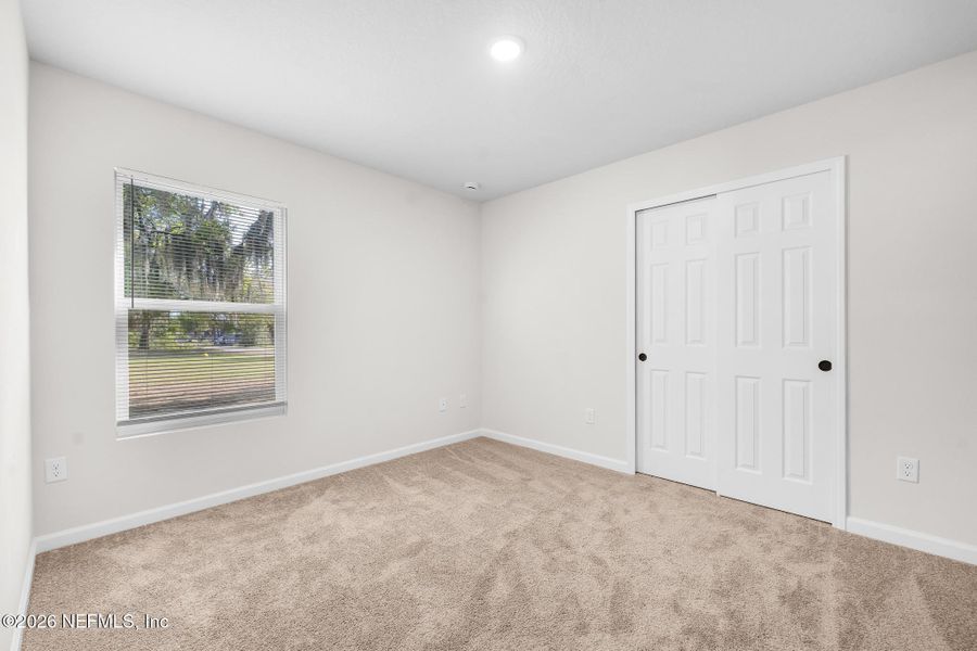 Spacious, unfurnished interior of a new home in , Jacksonville (Image 20).
