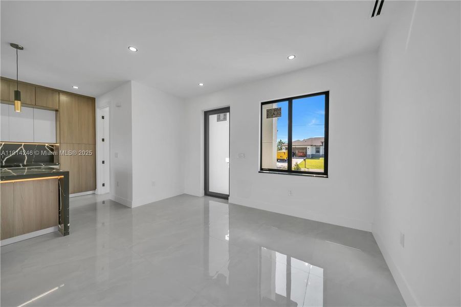 Spacious, unfurnished interior of a new home in , Lehigh Acres (Image 27). Spacious, unfurnished interior of a new home in , Lehigh Acres (Image 27).