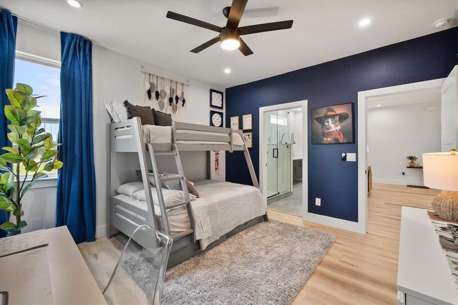 Furnished interior view inside a new home in , Dallas (Image 14). Furnished interior view inside a new home in , Dallas (Image 14).