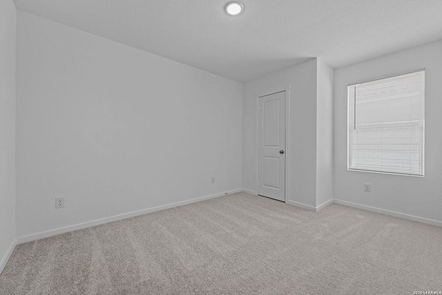 Spacious, unfurnished interior of a new home in Hidden Oasis, San Antonio (Image 18). Spacious, unfurnished interior of a new home in Hidden Oasis, San Antonio (Image 18).