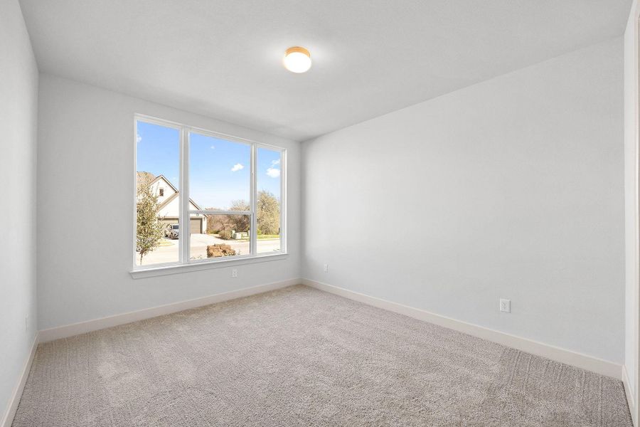 Spacious, unfurnished interior of a new home in Nolina, Georgetown (Image 37).