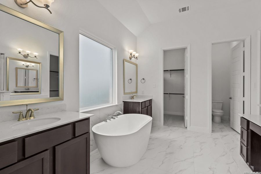 Furnished interior view inside a new home in Homestead, Schertz (Image 15). Furnished interior view inside a new home in Homestead, Schertz (Image 15).