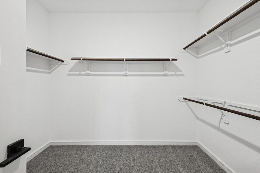 Primary suite walk-in closet