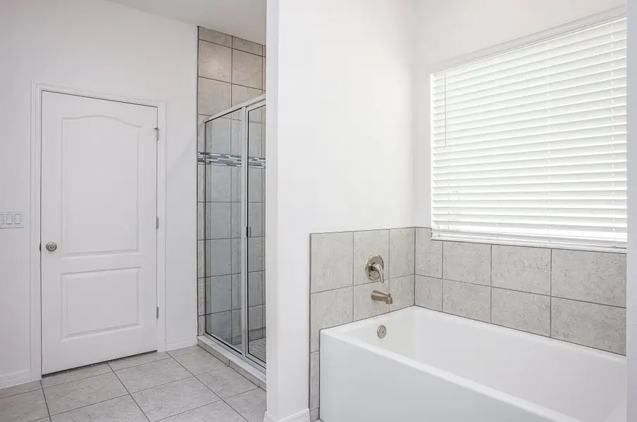 Representative furnished interior of a home built from the Miramar by Maronda Homes in Cape Coral, Cape Coral (Image 8).