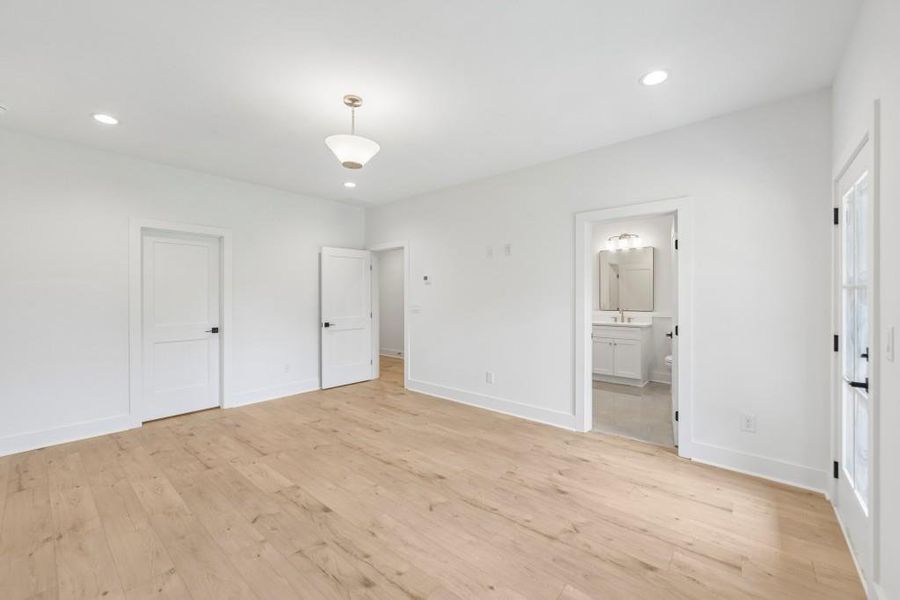 Spacious, unfurnished interior of a new home in Skyview On Broad, Sugar Hill (Image 29).