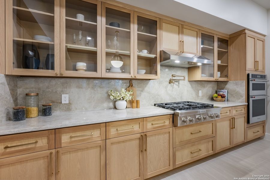 Close-up of interior finishes inside a home in , San Antonio (Image 19).
