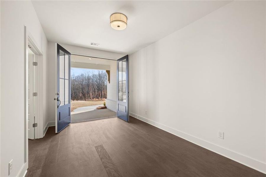 Spacious, unfurnished interior of a new home in , Gainesville (Image 50).