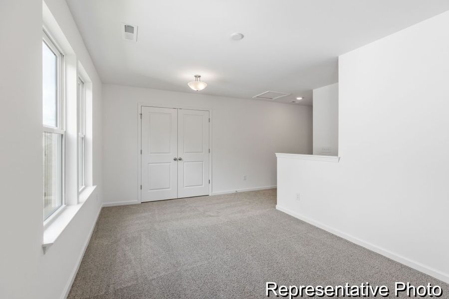 Spacious, unfurnished interior of a new home in River Rock, Winston-Salem (Image 19).