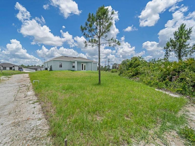 Natural landscape and outdoor views near  in Lehigh Acres (Image 52).