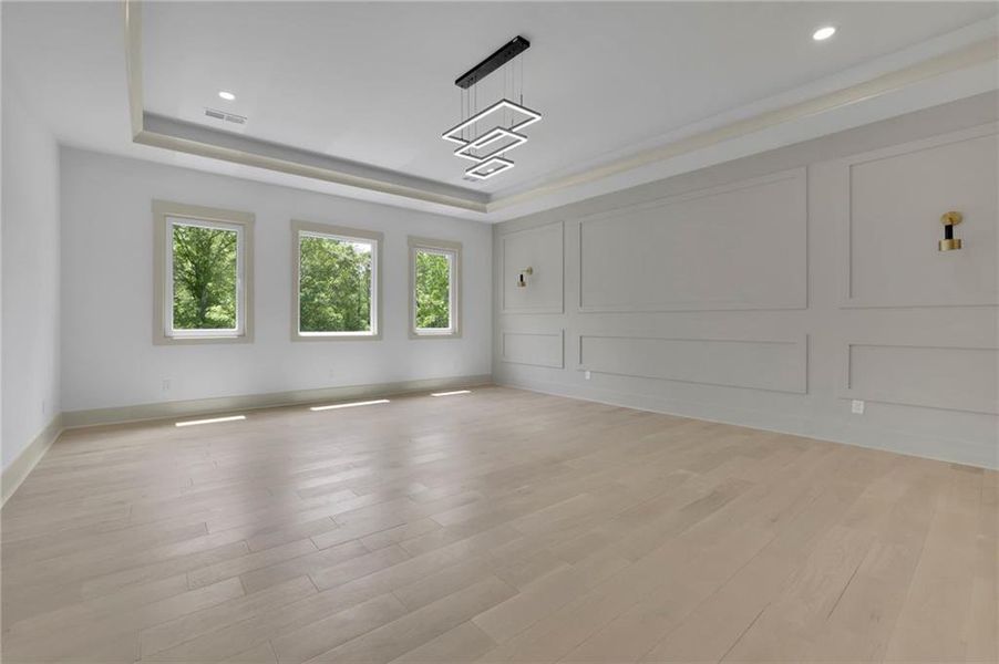 Spacious, unfurnished interior of a new home in , Auburn (Image 28).