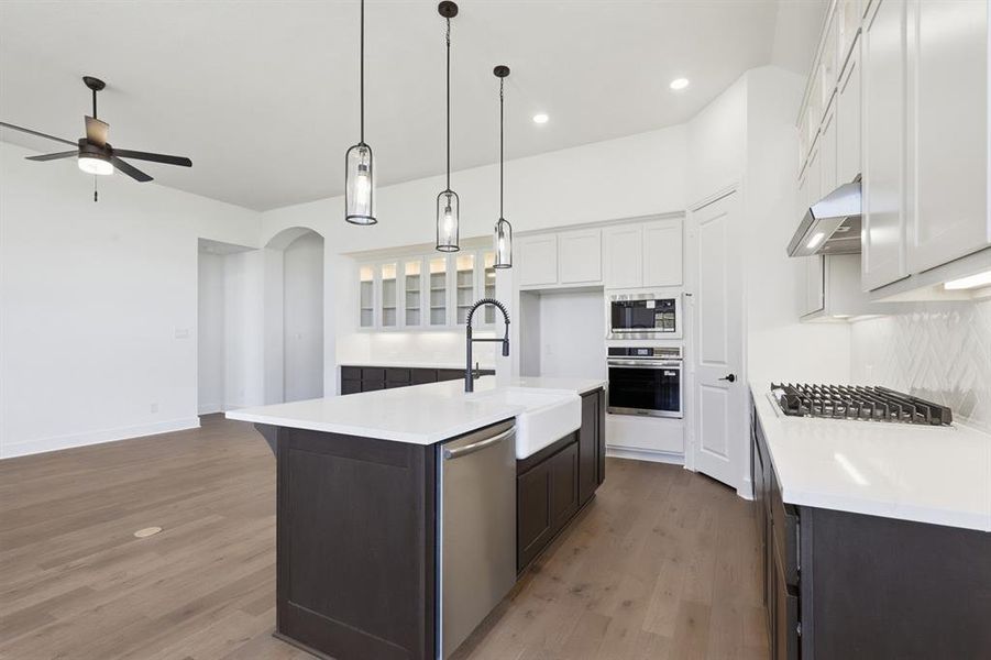 Furnished interior view inside a new home in Tavolo Park, Fort Worth (Image 7). Furnished interior view inside a new home in Tavolo Park, Fort Worth (Image 7).