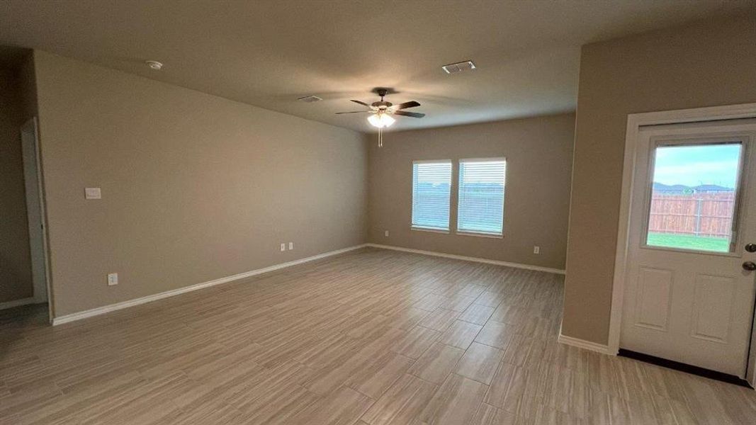 Spacious, unfurnished interior of a new home in Rosewood at Beltmill, Fort Worth (Image 16). Spacious, unfurnished interior of a new home in Rosewood at Beltmill, Fort Worth (Image 16).