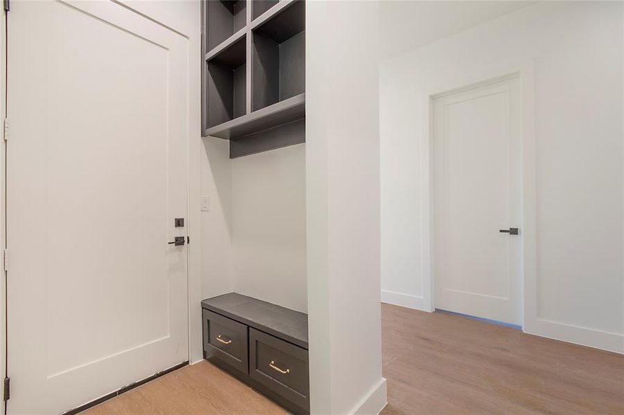 Furnished interior view inside a new home in , Dallas (Image 14).