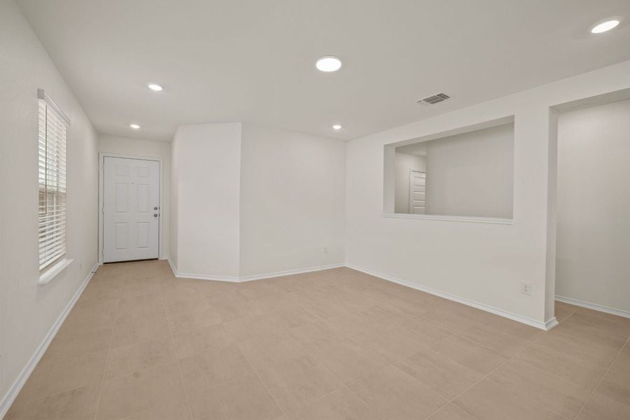 Spacious, unfurnished interior of a new home in Sonterra - Cool Water, Jarrell (Image 12).