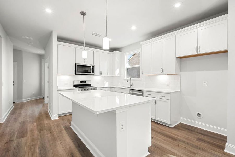 Furnished interior view inside a new home in Sun City Hilton Head, Bluffton (Image 4).