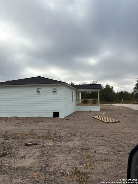 Image 9 of a home in . Image 9 of a home in .