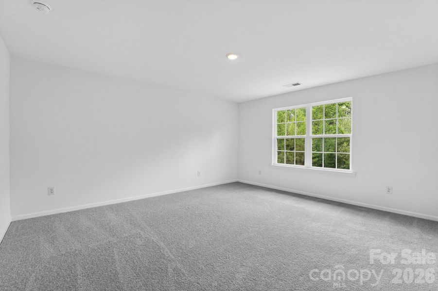 Spacious, unfurnished interior of a new home in Shannon Woods, Maiden (Image 23).