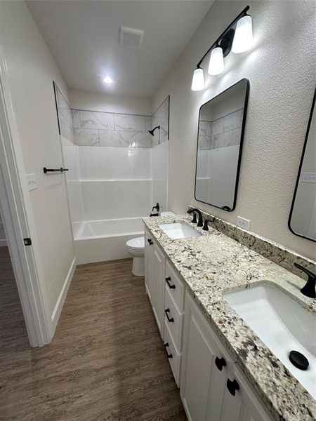 Furnished interior view inside a new home in , Abilene (Image 6).