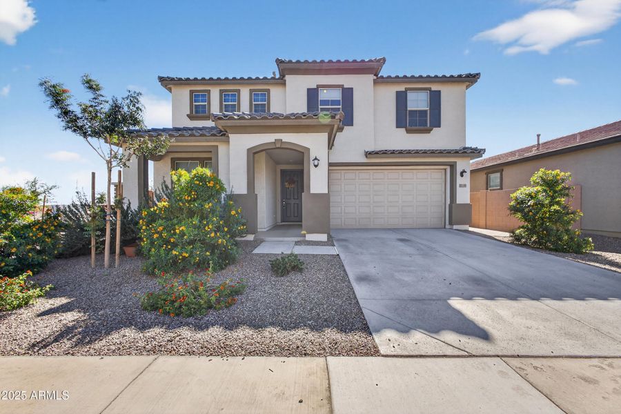Front Garage Front Garage