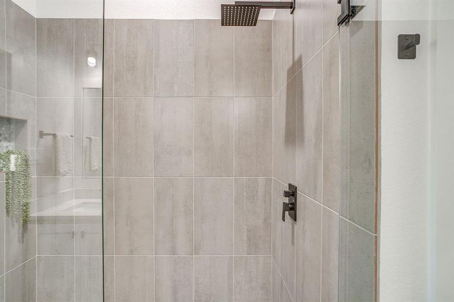 Close-up of interior finishes inside a home in , Granbury (Image 18). Close-up of interior finishes inside a home in , Granbury (Image 18).