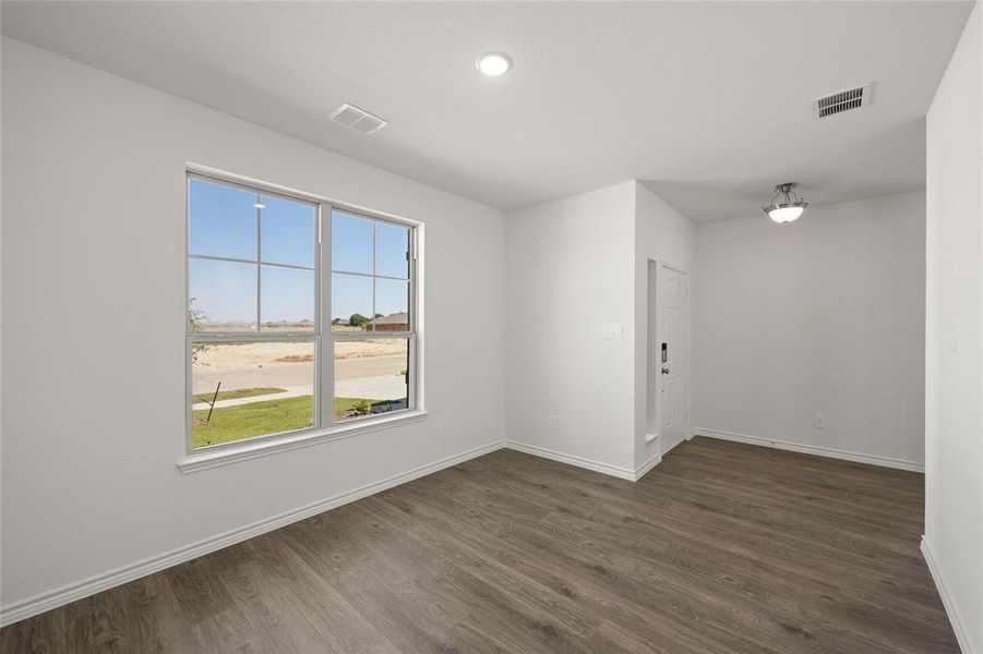 Spacious, unfurnished interior of a new home in Baker Farms, Cleburne (Image 15). Spacious, unfurnished interior of a new home in Baker Farms, Cleburne (Image 15).