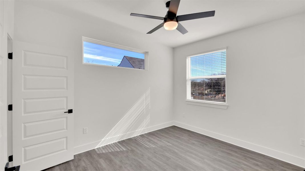 Spacious, unfurnished interior of a new home in , Austin (Image 22).