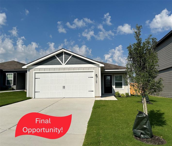 Welcome home to the three-bedroom, two-bathroom Hawthorne plan at Cool Water at Sonterra! An inviting front porch welcomes you inside to discover all that this impressive home has to offer. You’ll find upgrades such as Wi-Fi enabled garage door opener with ability to link to Amazon Key, programmable thermostat and blinds at front window.