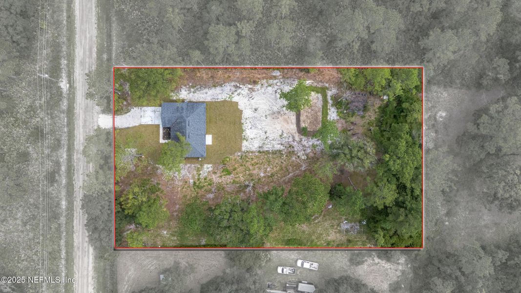 Image 32 of a home in . Image 32 of a home in .