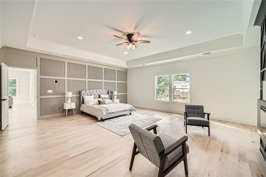 Furnished interior view inside a new home in , Grayson (Image 12).